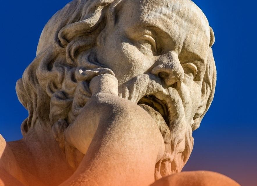 SÓCRATES: EL PARTO DE LA VERDAD Y EL PRECIO DE LA SABIDURÍA